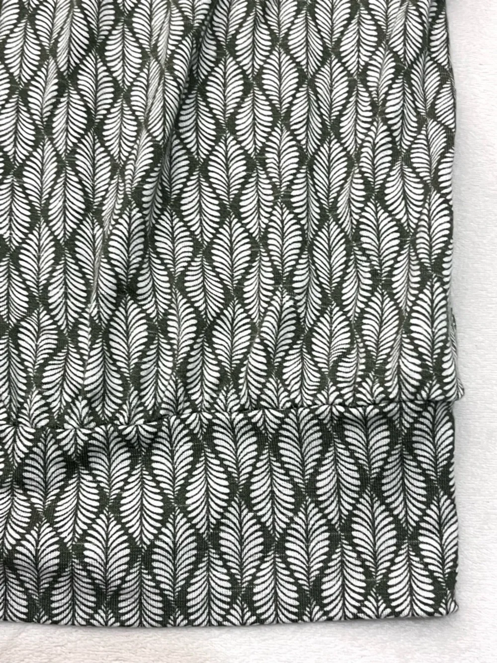 LOFT Outlet Women’s Dark Green & White Geometric Sleeveless Tank Top Large - Picture 15 of 16